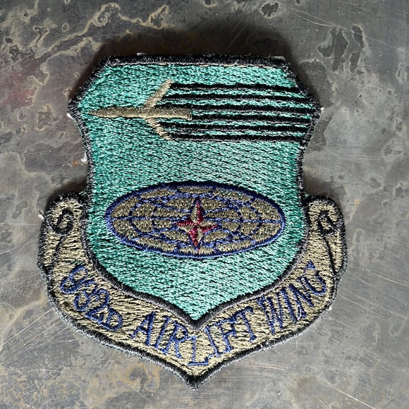 932D AIR LIFT WING embroidered patch, vintage - Picture 4 of 10